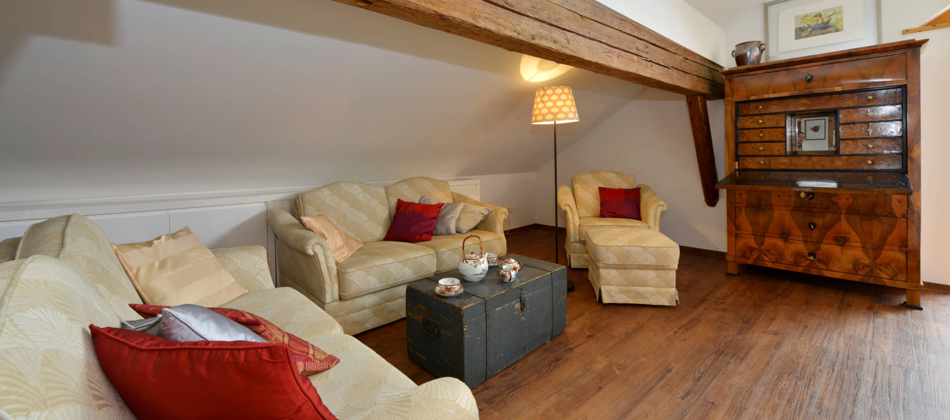 Herrschaft-Slider-1920×850-05 das herrschaftliche gemach - gemütliche Sitz- und Leseecke